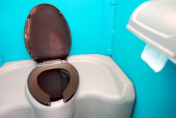 Best Portable restroom trailer rental  in Southport, IN